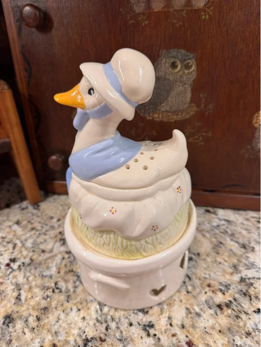 Vintage mother goose tea light/ potpourri